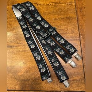 Edelweiss Patterned Black German Suspenders